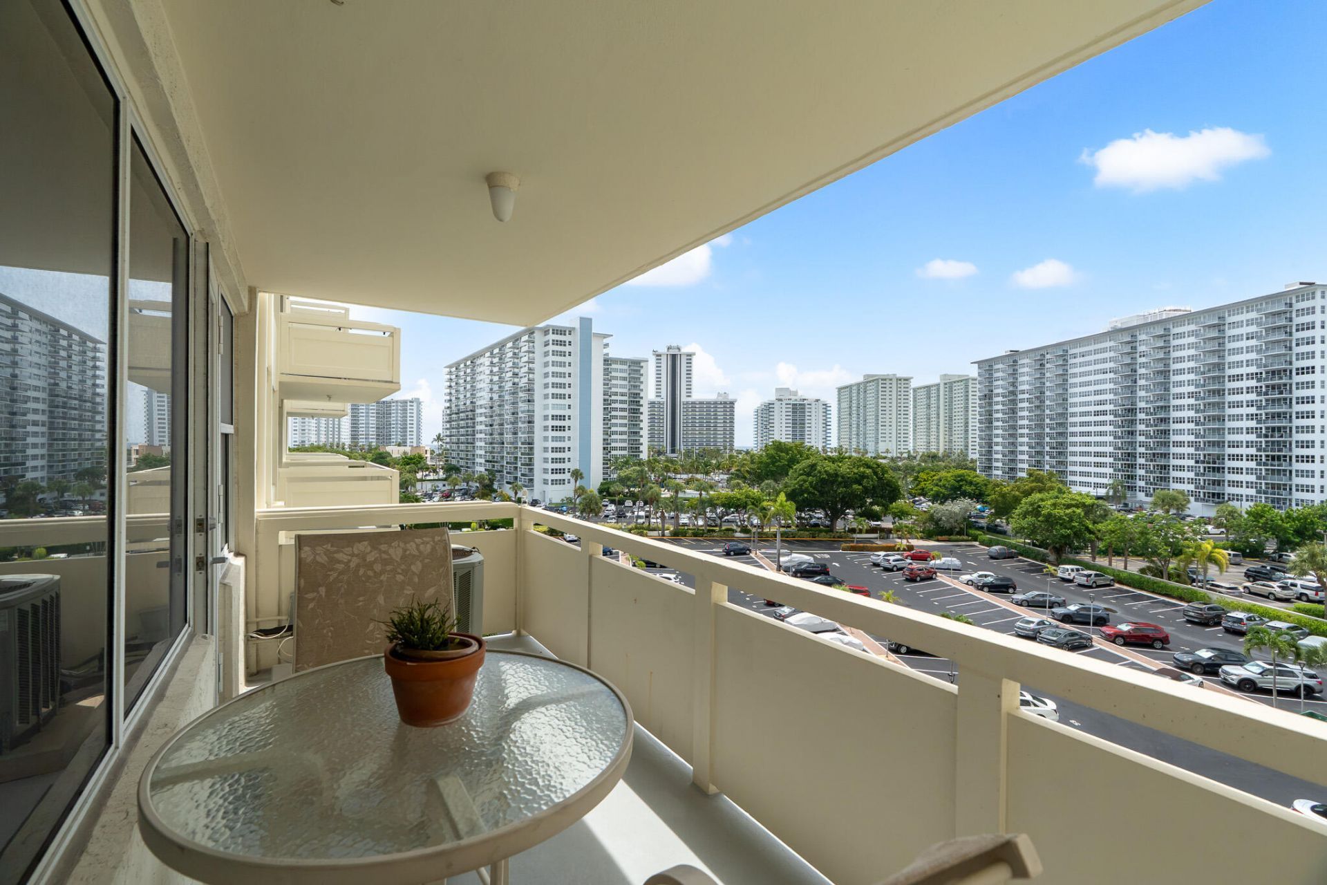3200 NE 36th Street, Unit 618, Fort Lauderdale, FL 33308 Photo