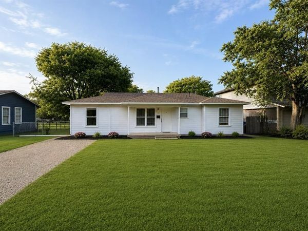 708 Race Street , Crowley, TX 76036