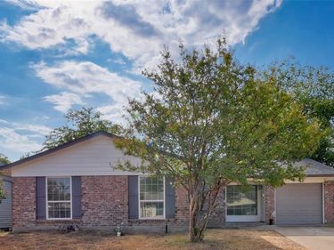 3616 Pacesetter Drive, Dallas, TX 75241