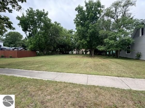 315 Sawyer, East Tawas, MI 00000
