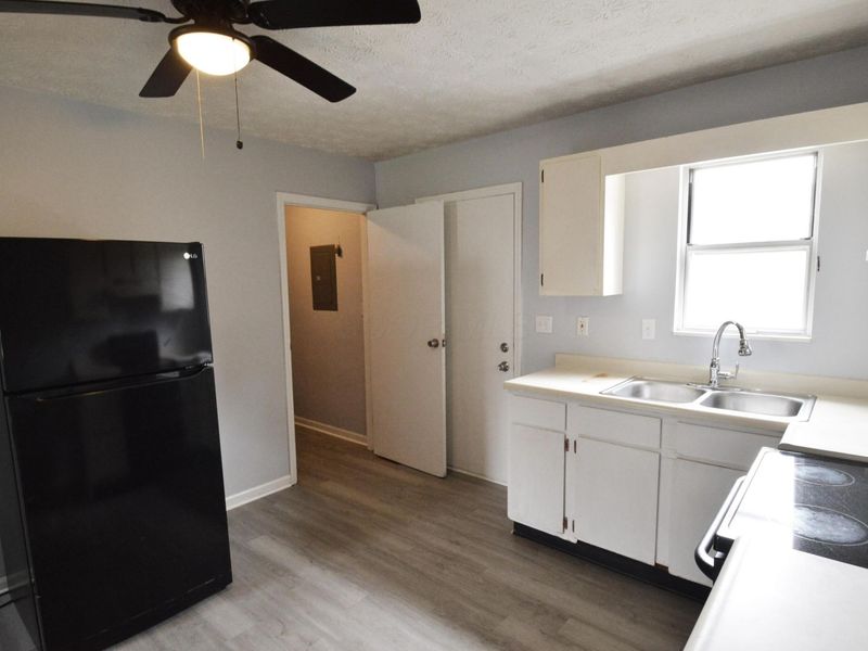 3151 Ridge Avenue , Unit A & B, Columbus, OH 43204 Photo 7