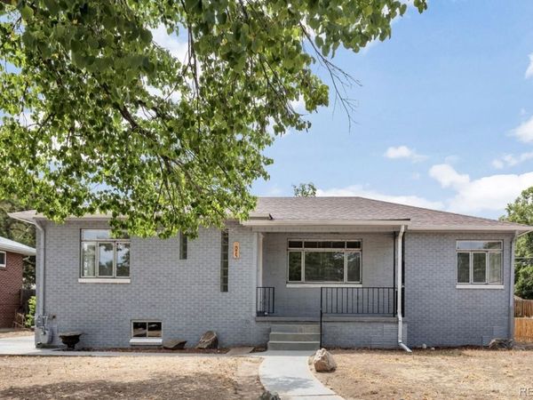1075 Kingston Street , Aurora, CO 80010