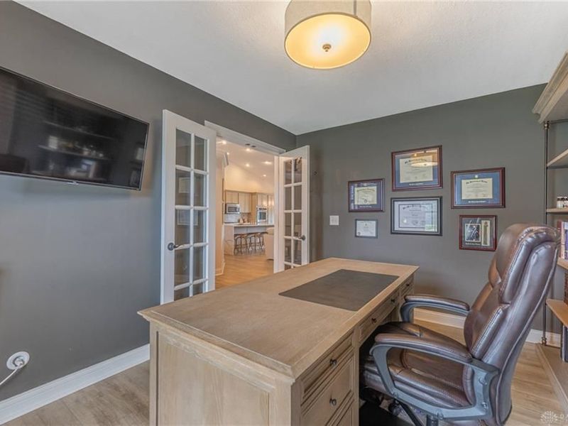 283 Crown Point Drive, Clearcreek Township, OH 45458 Photo 18