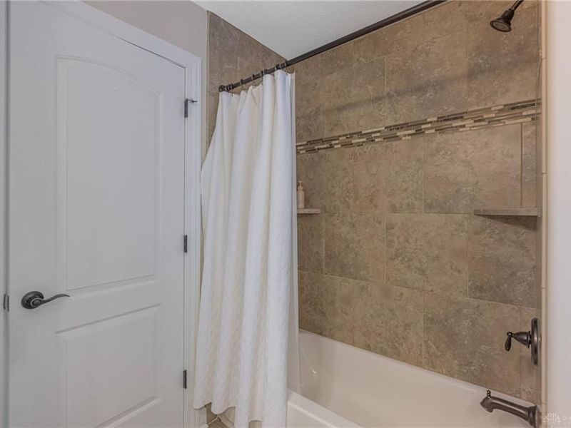 283 Crown Point Drive, Clearcreek Township, OH 45458 Photo 40