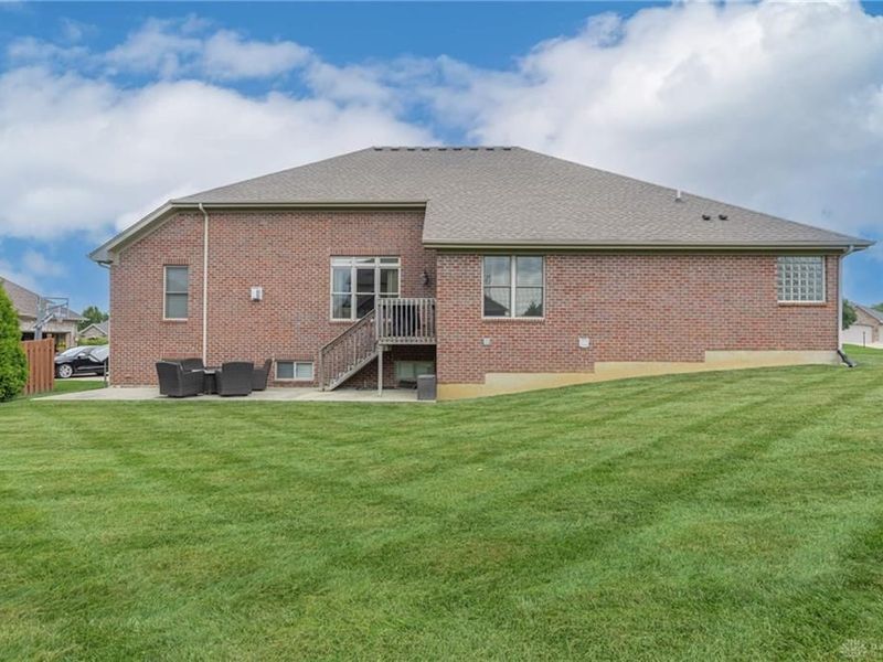 283 Crown Point Drive, Clearcreek Township, OH 45458 Photo 44