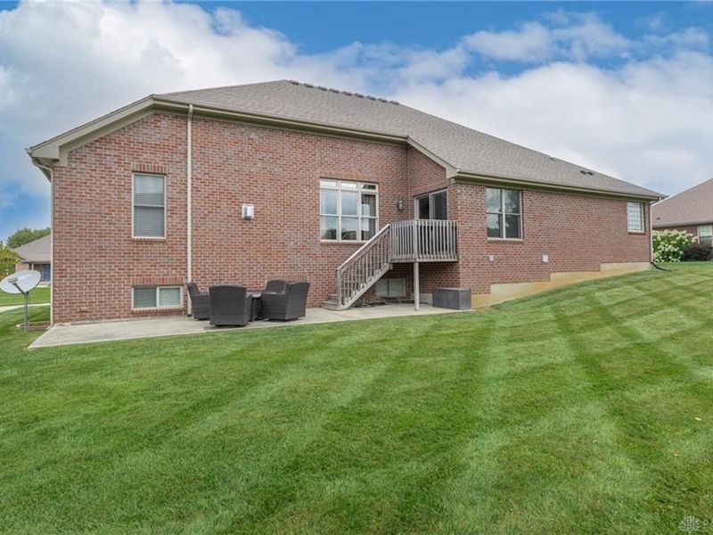 283 Crown Point Drive, Clearcreek Township, OH 45458 Photo 45