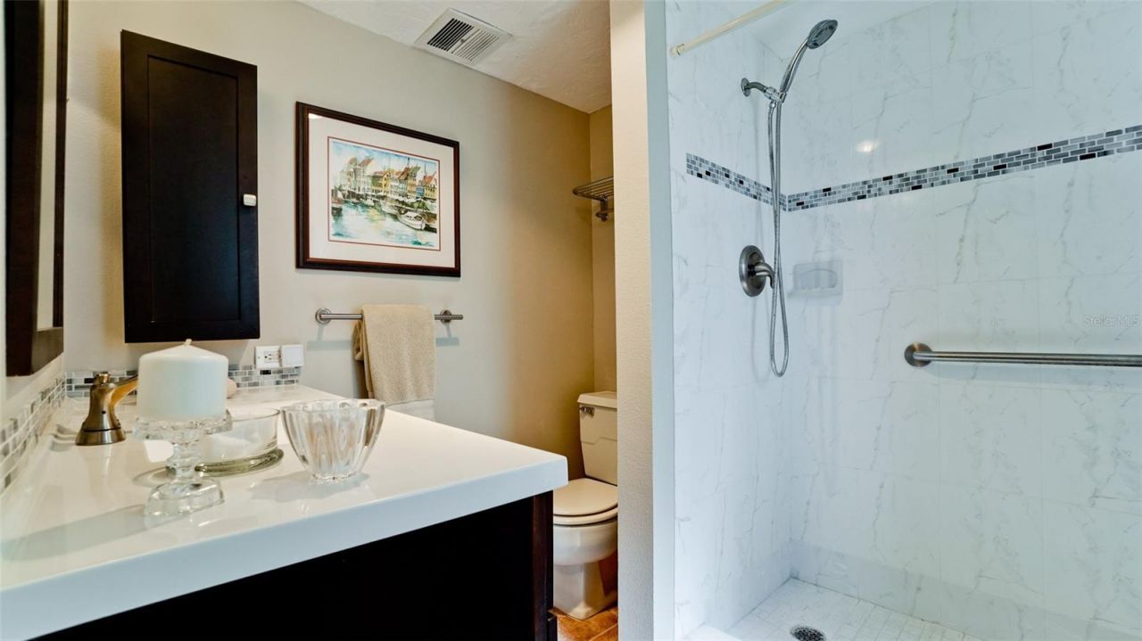 1400 1st Avenue W, Unit 206, Bradenton, FL 34205 Photo