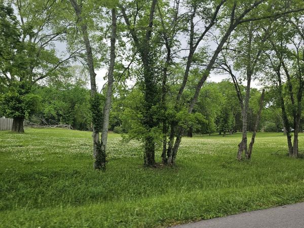 198 Cranwill Dr , Hendersonville, TN 37075