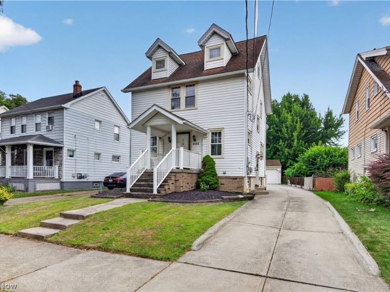 1111 Spring Road, Cleveland, OH 44109 Photo 2