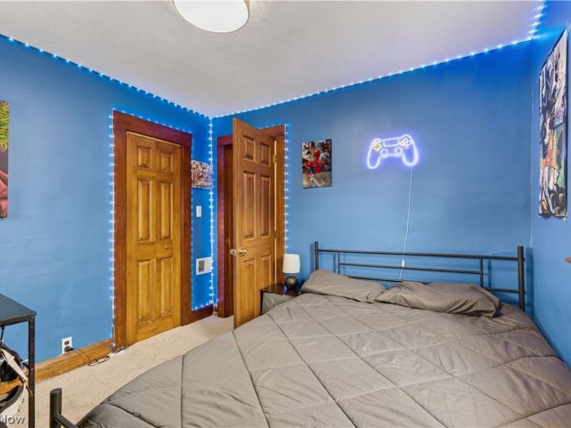 1111 Spring Road, Cleveland, OH 44109 Photo 24