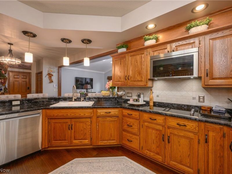 4063 Dunoon Circle NW, Canton, OH 44718 Photo 14