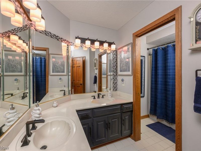 4063 Dunoon Circle NW, Canton, OH 44718 Photo 27