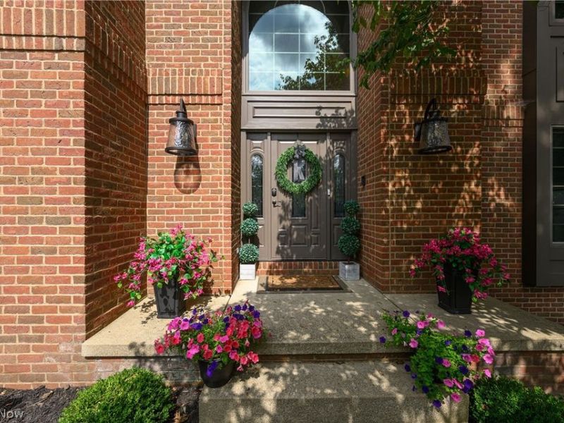 4063 Dunoon Circle NW, Canton, OH 44718 Photo 4
