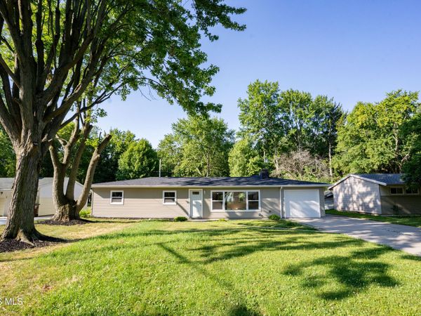 217 Glenwood Drive, Defiance, OH 43512