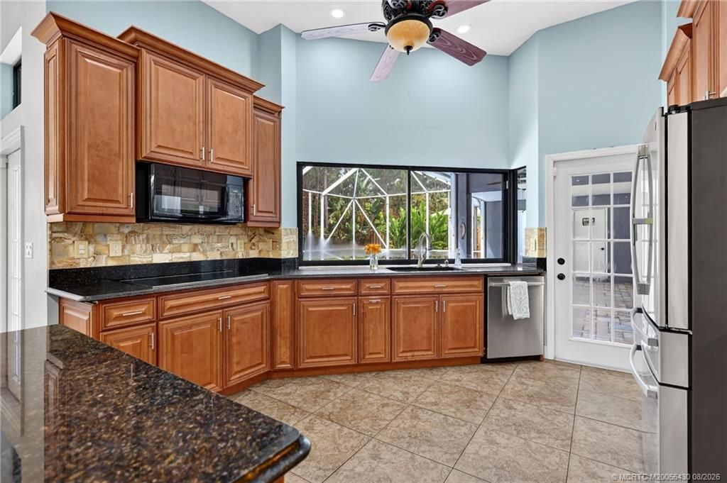 672 SE Pin Oak Terrace, Stuart, FL 34997 Photo