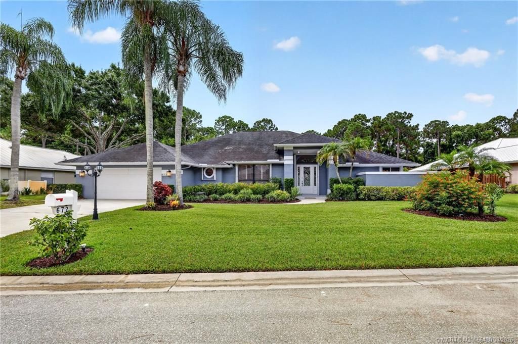 672 SE Pin Oak Terrace, Stuart, FL 34997 Photo