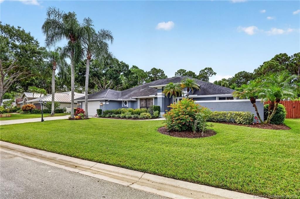 672 SE Pin Oak Terrace, Stuart, FL 34997 Photo