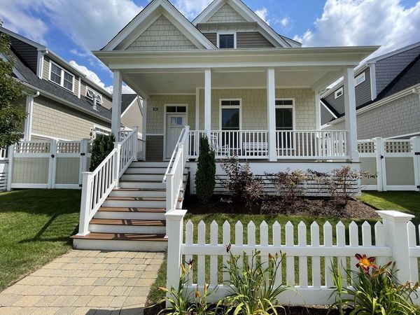 59 Boydes Xing, Unit 59, Norfolk, MA 02056