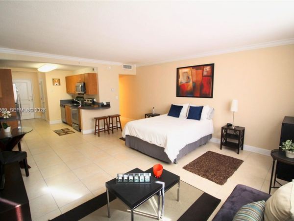 401 69th St, Unit 1502, Miami Beach, FL 33141