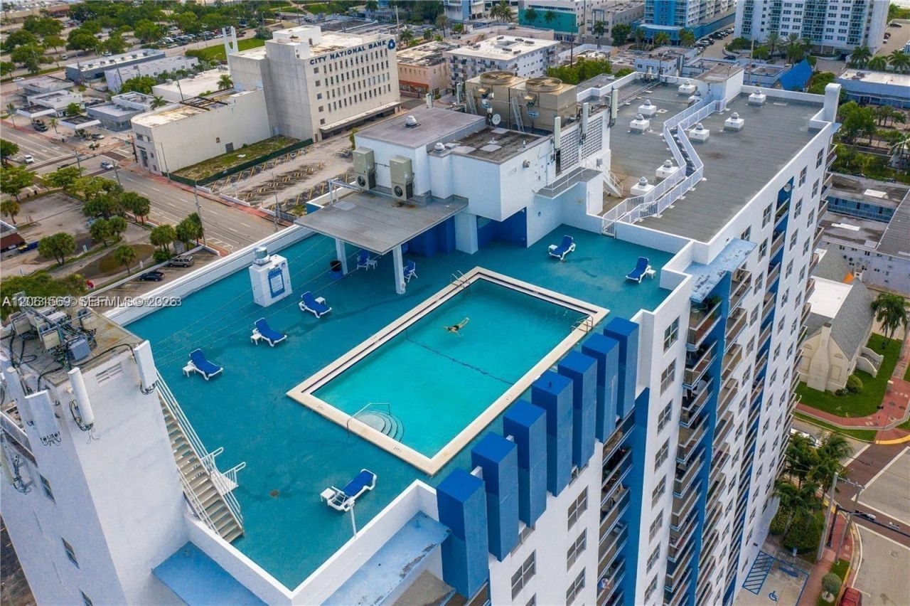 401 69th St, Unit 1502, Miami Beach, FL 33141 Photo