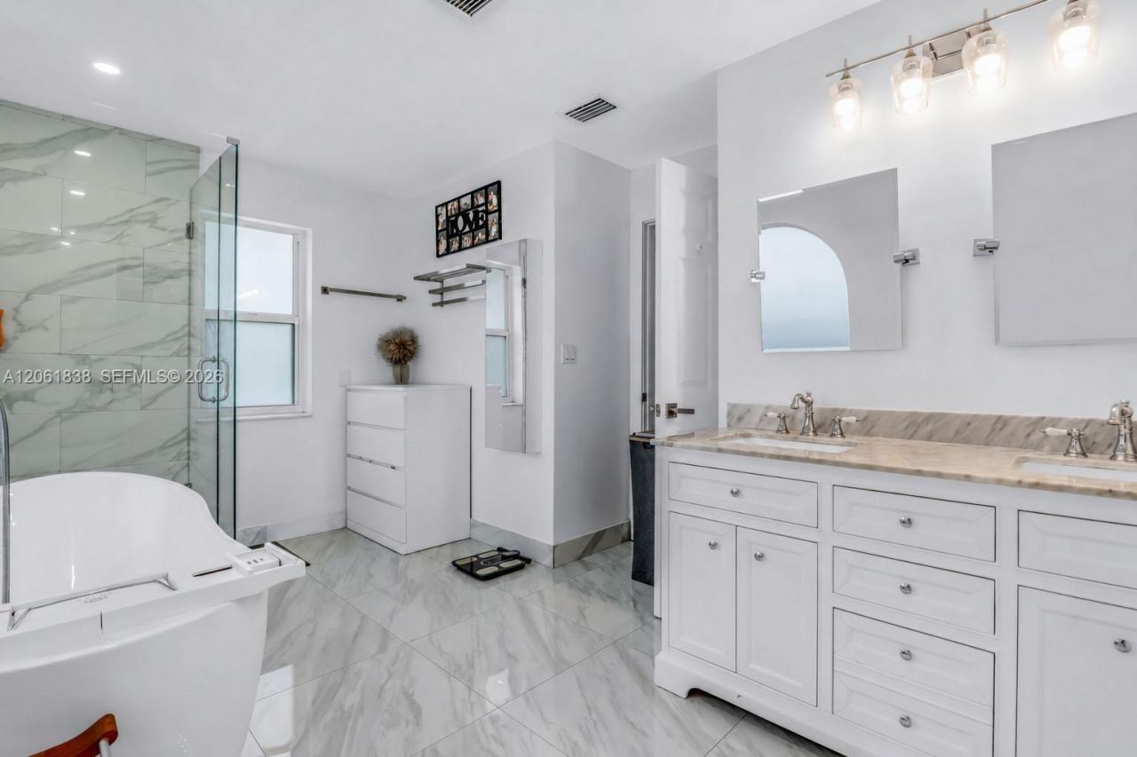 5900 York Ln, Davie, FL 33331 Photo