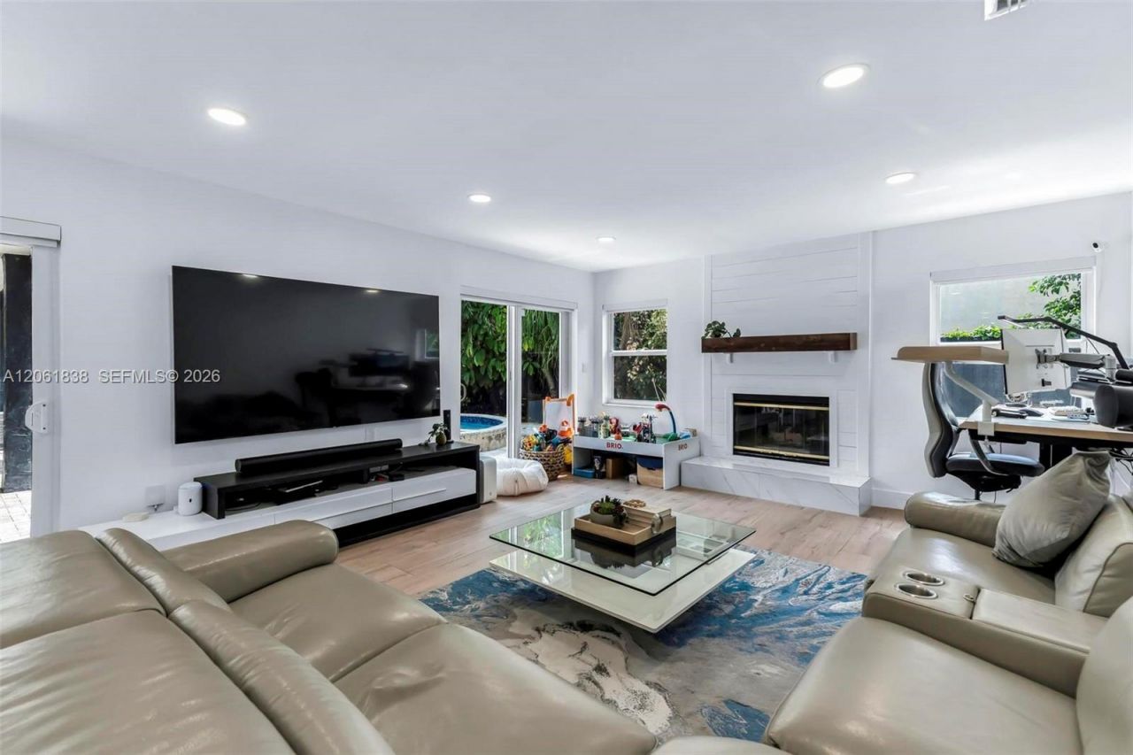 5900 York Ln, Davie, FL 33331 Photo