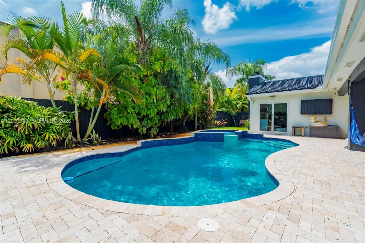 5900 York Ln, Davie, FL 33331 Photo