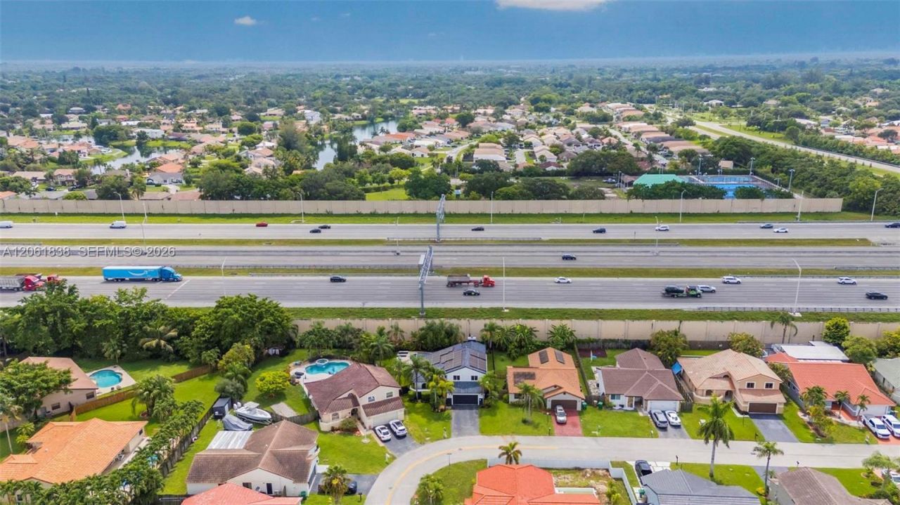 5900 York Ln, Davie, FL 33331 Photo