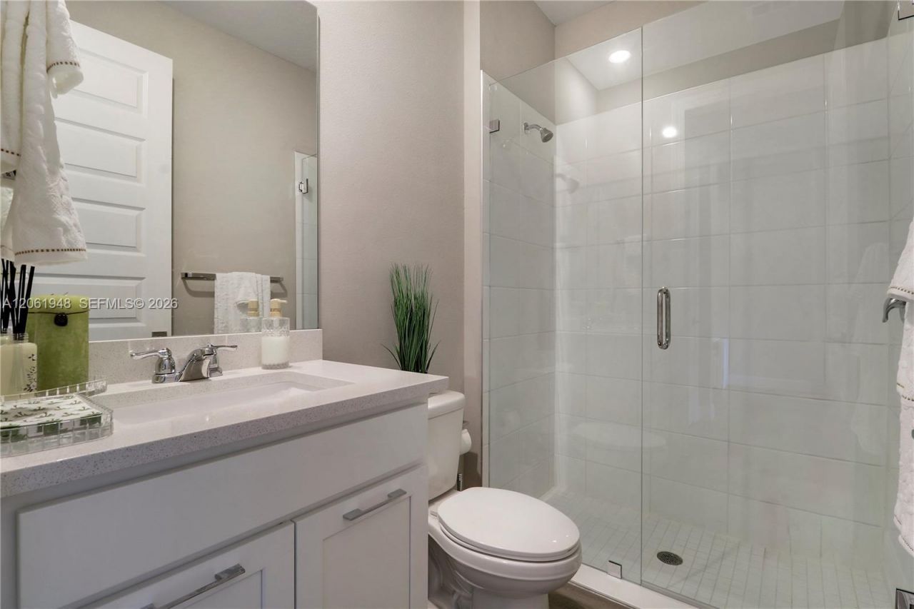 6489 NW Cloverdale Ave, Port Saint Lucie, FL 34987 Photo