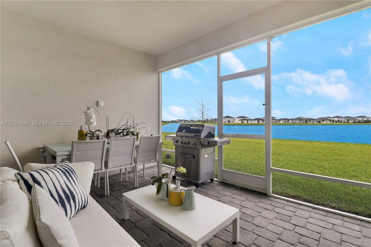 6489 NW Cloverdale Ave, Port Saint Lucie, FL 34987 Photo
