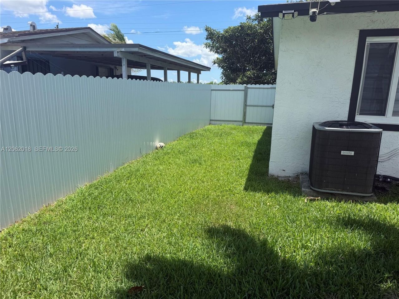 1749 SW 8th St , Homestead, FL 33030 Photo