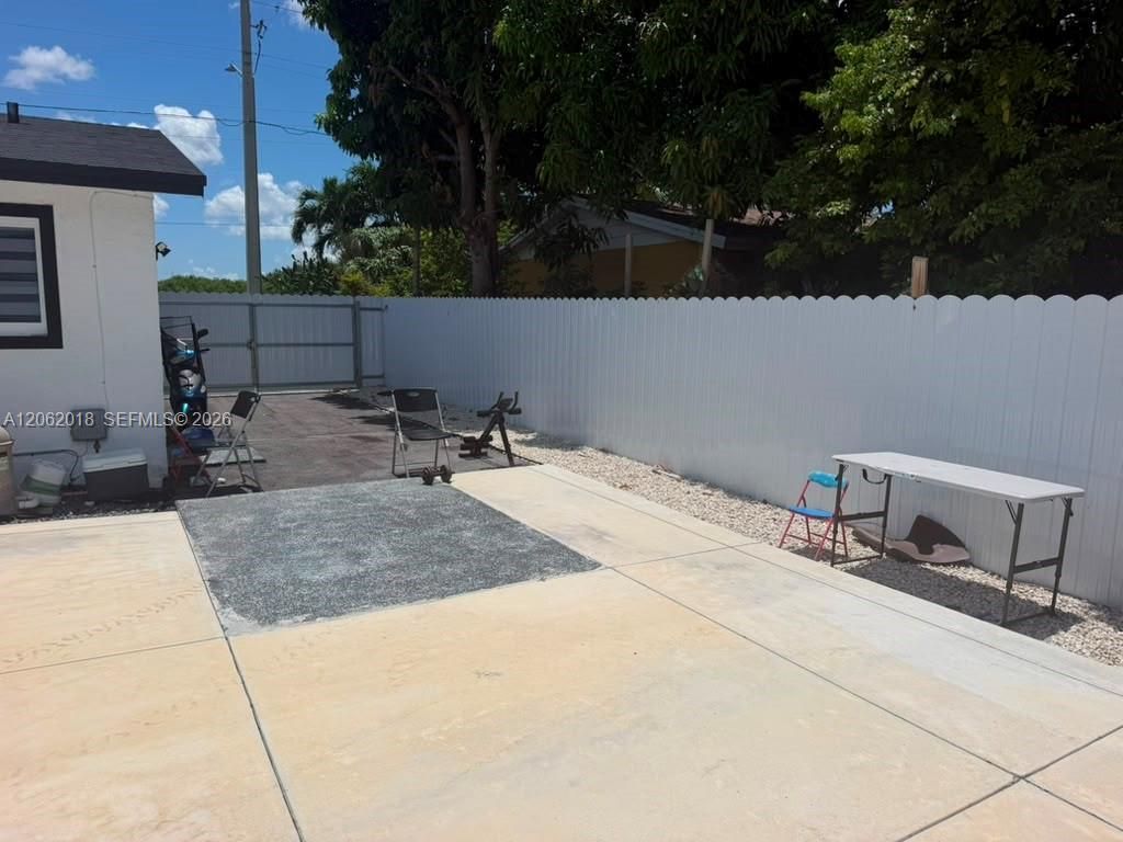 1749 SW 8th St , Homestead, FL 33030 Photo