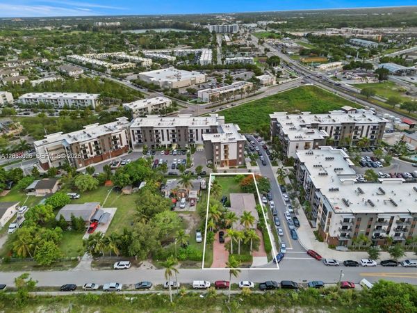 14270 Henderson St , Homestead, FL 33032