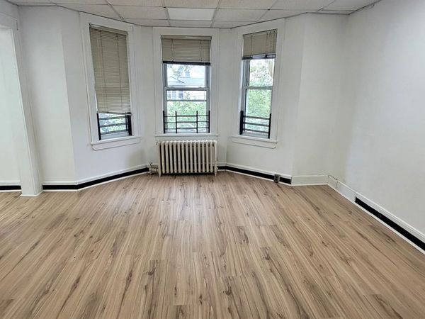 10152 Lefferts Blvd , Unit #2, Richmond Hill S., NY 11415