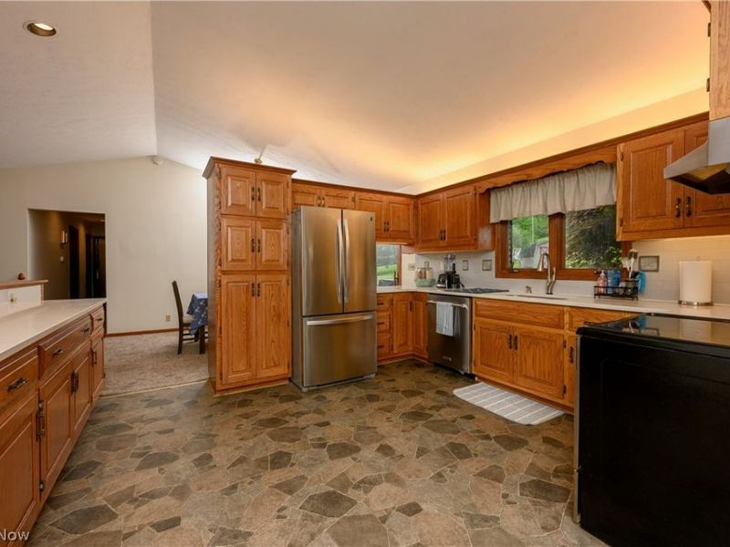 1941 Buckeye Street NE, New Philadelphia, OH 44663 Photo 18