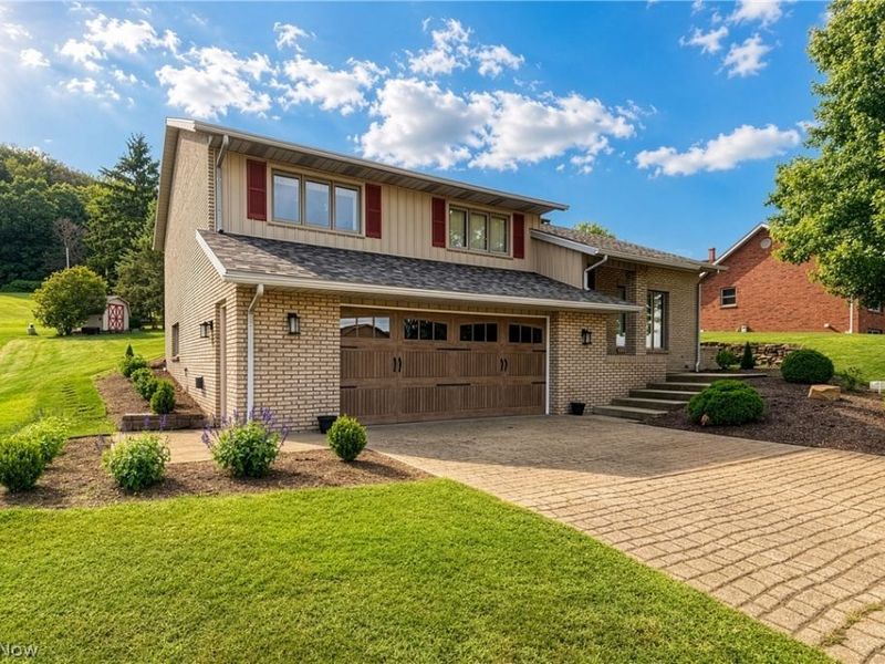 1941 Buckeye Street NE, New Philadelphia, OH 44663 Photo 5