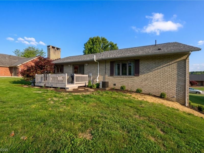 1941 Buckeye Street NE, New Philadelphia, OH 44663 Photo 7