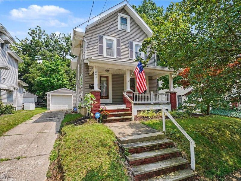 1263 Beardsley Street, Akron, OH 44301 Photo 2