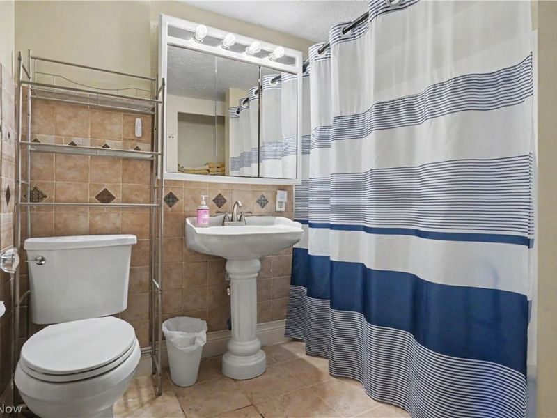 1263 Beardsley Street, Akron, OH 44301 Photo 20