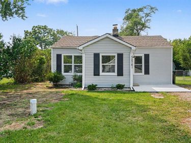 52761 Marks Street, South Bend, IN 46637