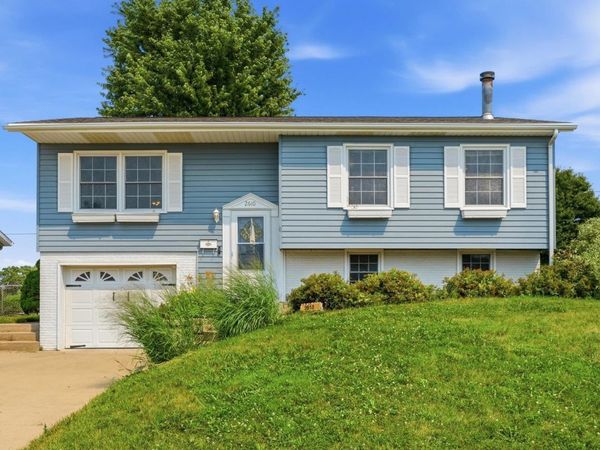 2610 Dove Street, Dubuque, IA 52002