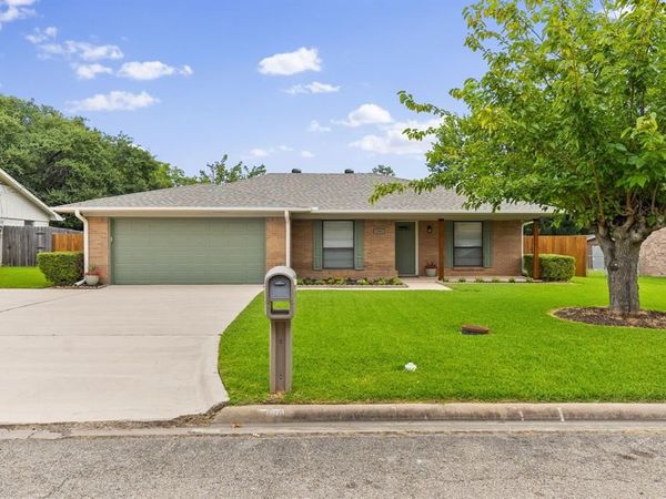 3306 Bonnie Lea Street, Greenville, TX 75402
