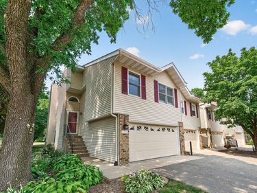 4238 Boulder Ridge Point, Eagan, MN 55122