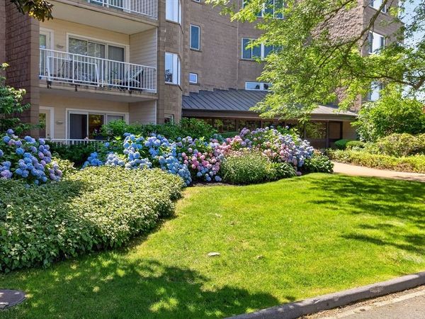 1 Belmont Rd, Unit APT 315, Harwich, MA 02671