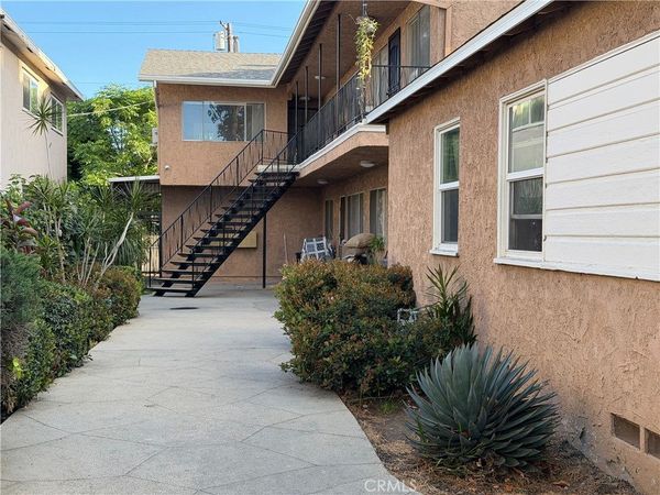 14154 Roscoe, Los Angeles, CA 91402