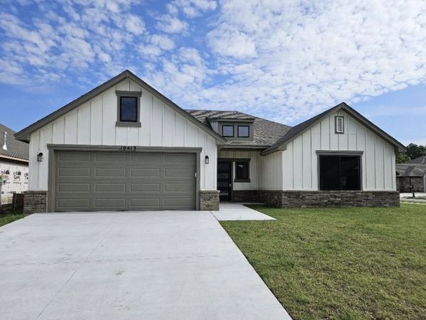 10413 E 132 Street , Bixby, OK 74008