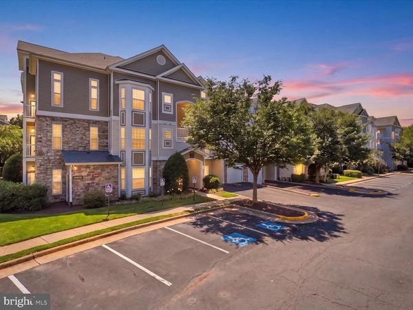 504 SUNSET VIEW TERRACE SE, Unit 301, LEESBURG, VA 20175
