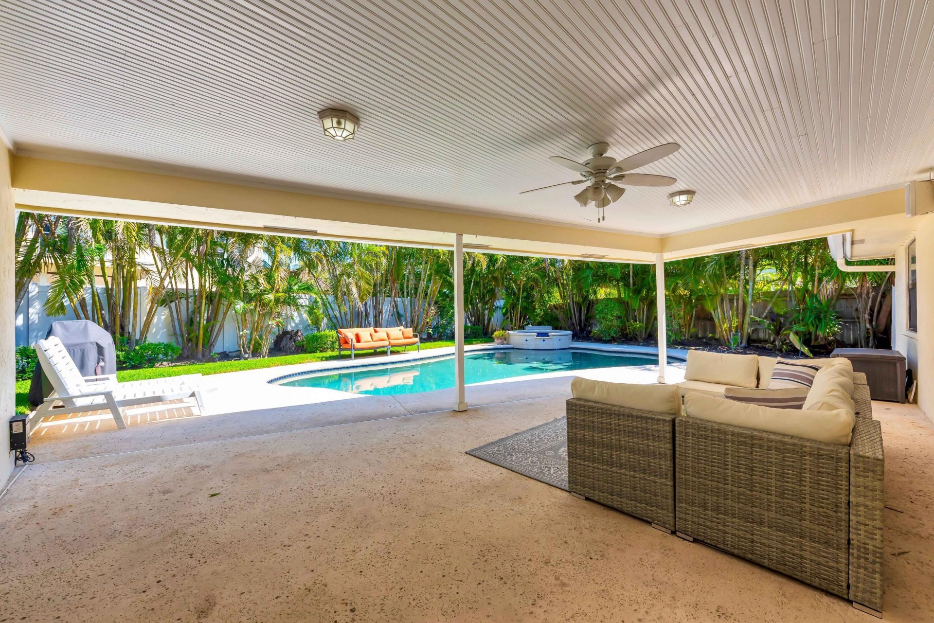 88 Pinehill Trail E, Tequesta, FL 33469 Photo