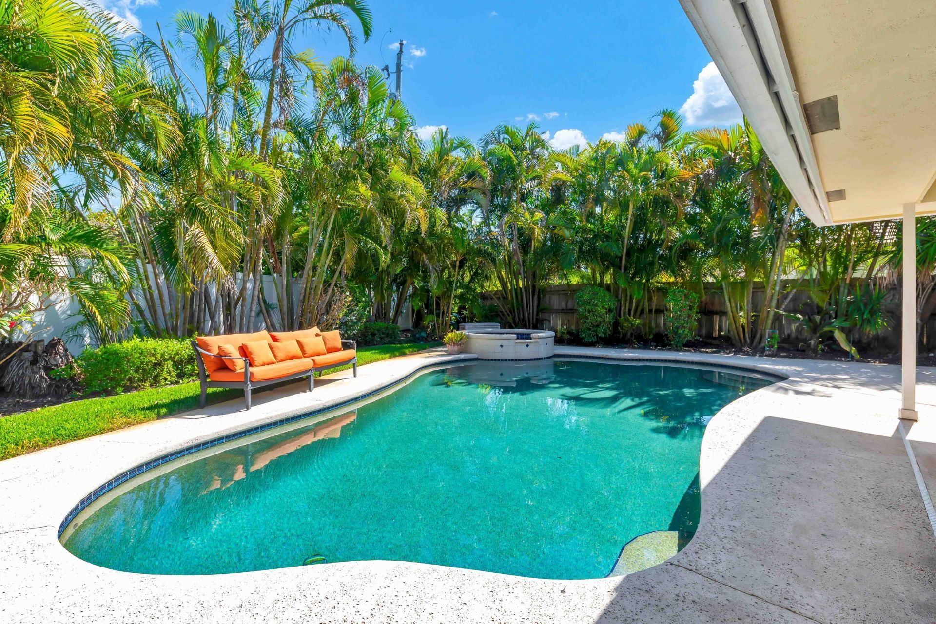88 Pinehill Trail E, Tequesta, FL 33469 Photo