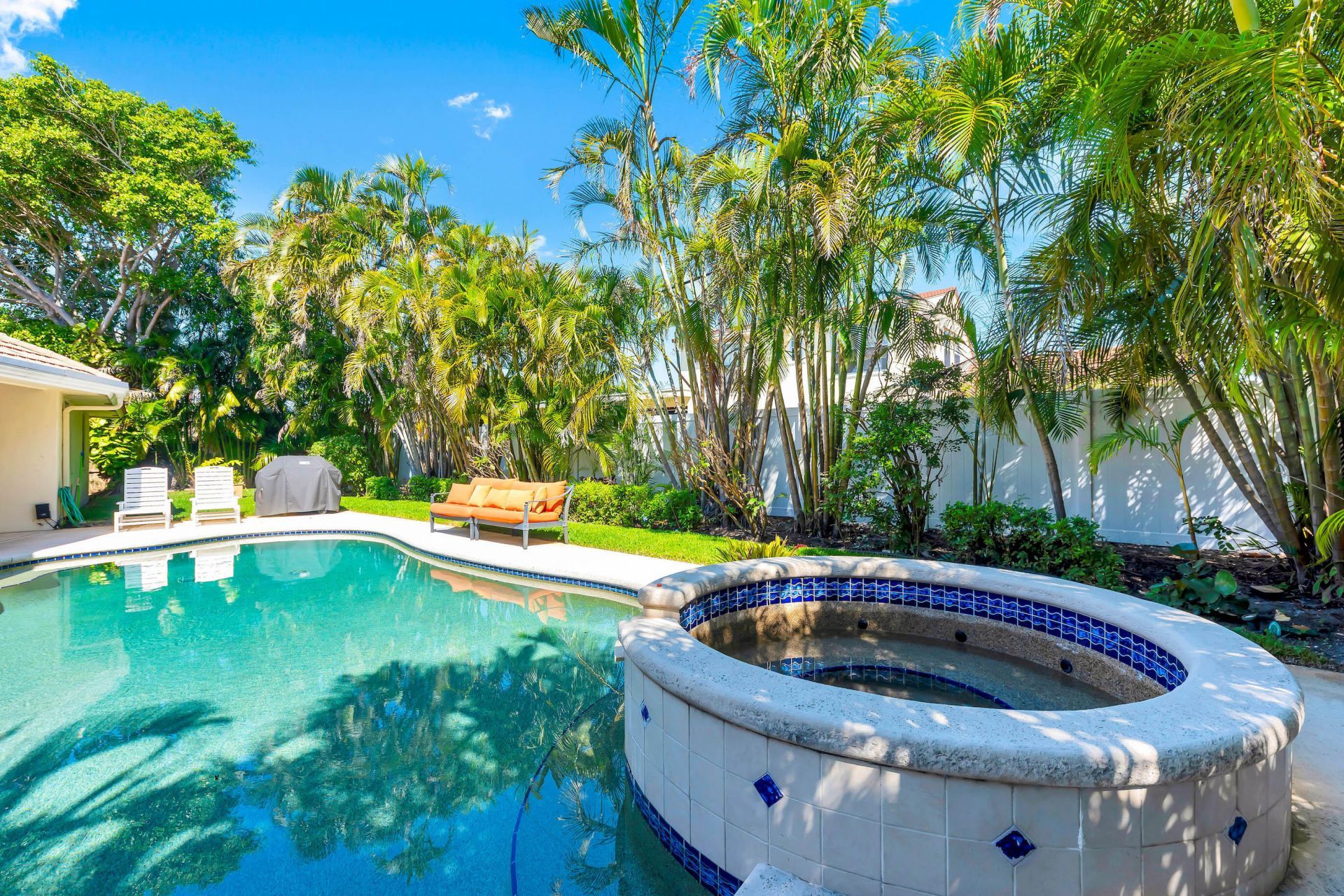 88 Pinehill Trail E, Tequesta, FL 33469 Photo